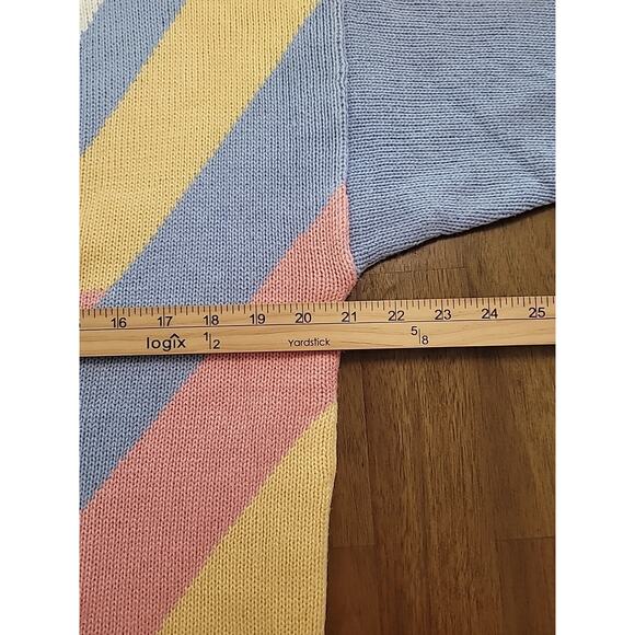 🎨 VTG IZOD Club 80s Pop Art Sweater – Women’s Large –Blue, Pink & Yellow V-Neck - Picture 6 of 7